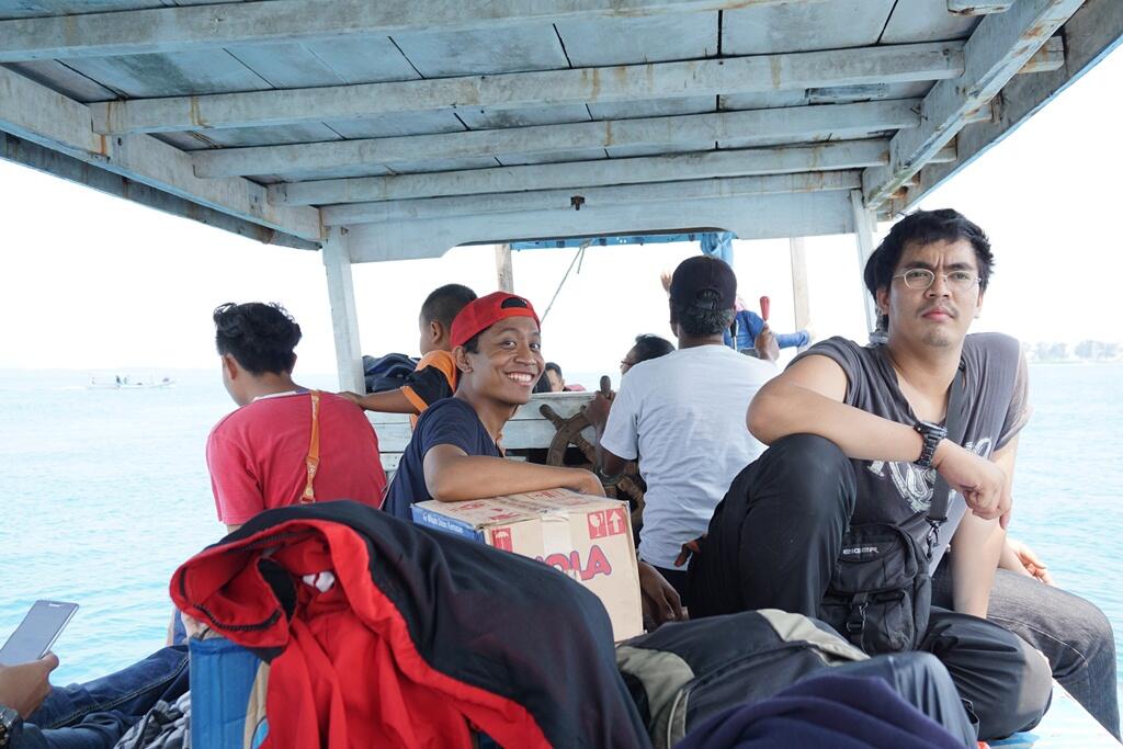 &#91;FR&#93; Jalan-jalan bareng @KasterID - Fun Camping at Semak Daun Island