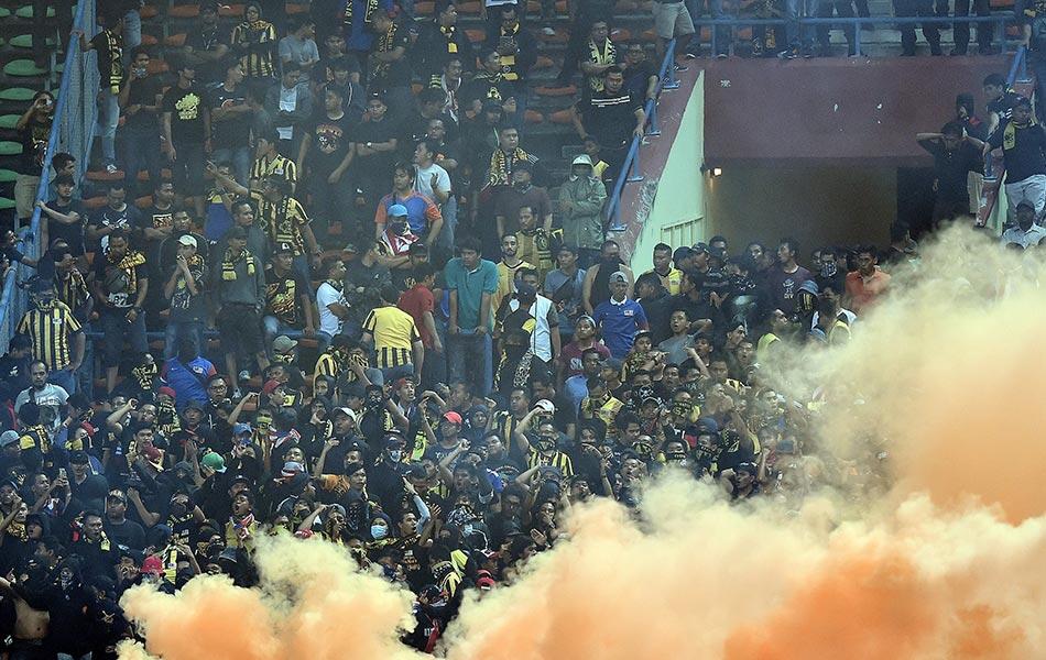 Aksi Ultras Malaysia yang Meminta Agar FIFA Bekukan Federasi Sepakbola Malaysia
