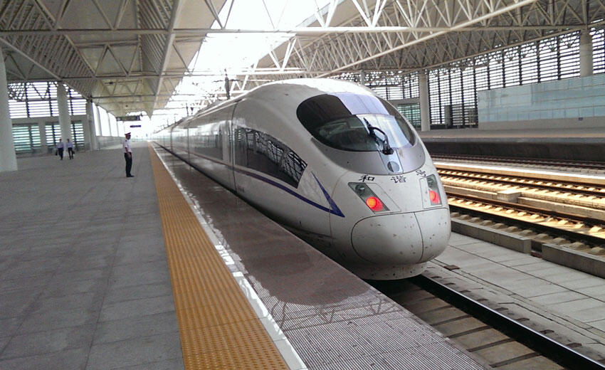 &#91;video&#93; kereta cepat 330km/jam (bullet train china) 