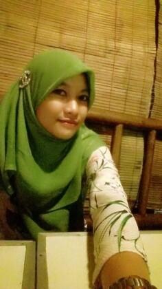 Adri Chroin Ade Oktami
