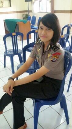 Adri Chroin Ade Oktami