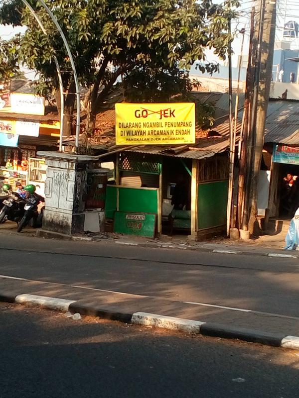 Tukang Ojek &quot;GOJEK&quot; yang ditindas tukang Ojek