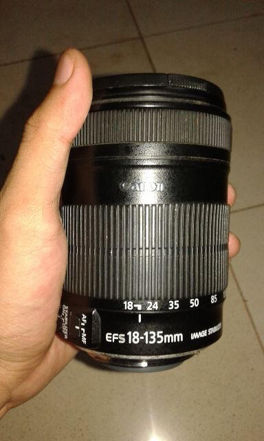 WTS LENSA CANON 18-135MM