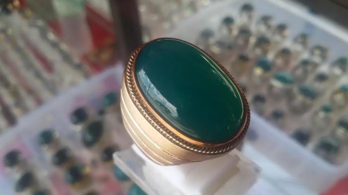 Harga Batu Akik Terjun Bebas, Batu Bacan Rp 10 Juta, Dijual Laku Rp 200 Ribu