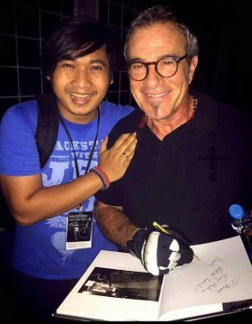 Wuih Bikin iri Brian 'S07' Foto Bareng Drumer Bon Jovi