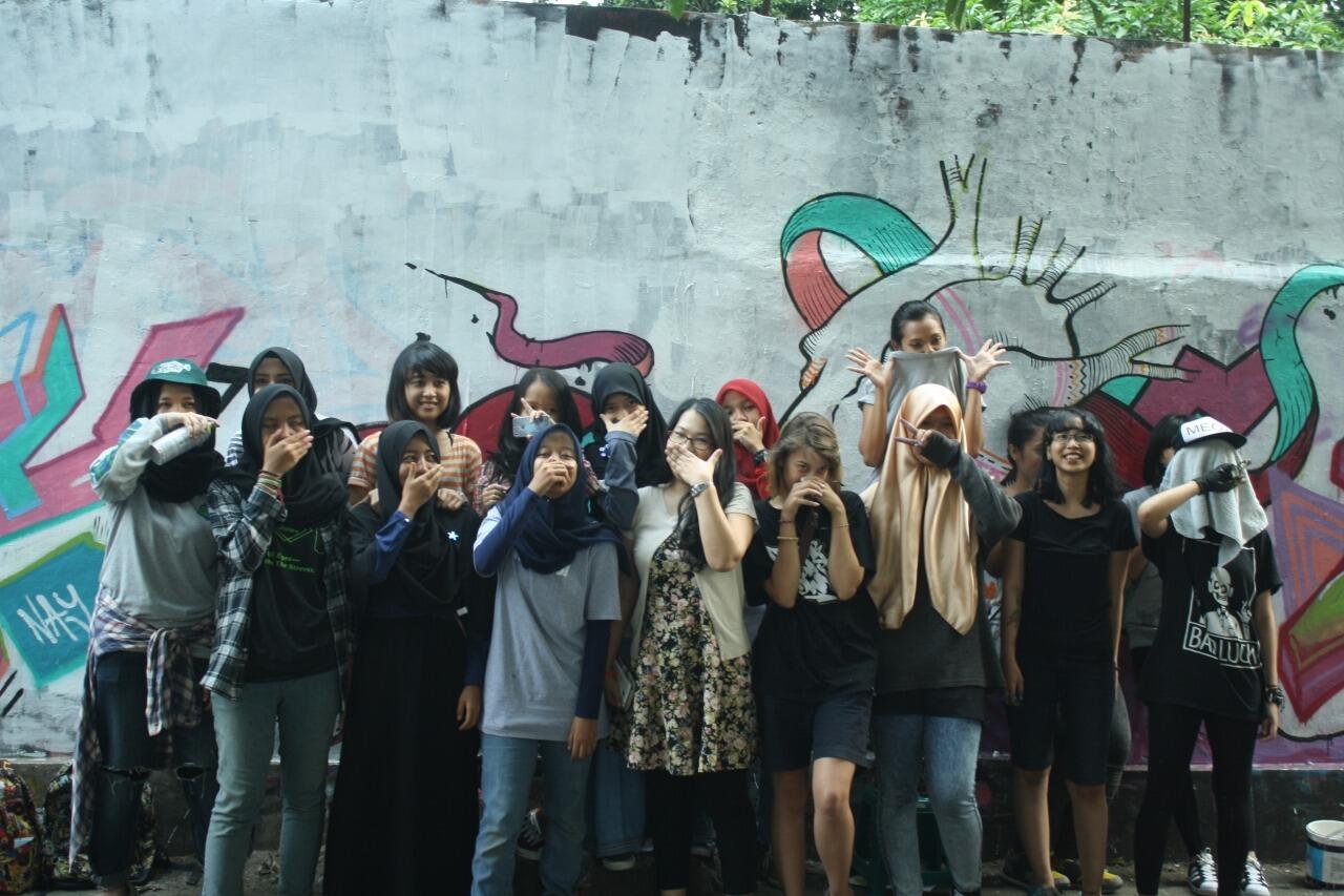 &#91;Ladies On Wall&#93; Gak Cuma Cowok Yang Suka Hobi Ini !!!