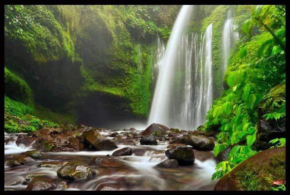 &#91;Keliling Indonesia&#93; AIR TERJUN TIU KELEP : PESONA ALAM DARI GUNUNG RINJANI