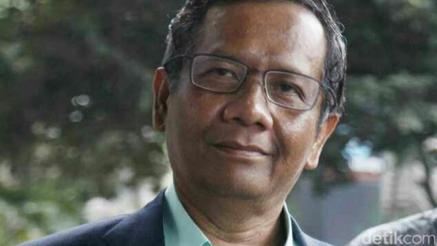 Mahfud MD dan Hikmahanto Temui Luhut Diskusi Soal Penegakan Hukum