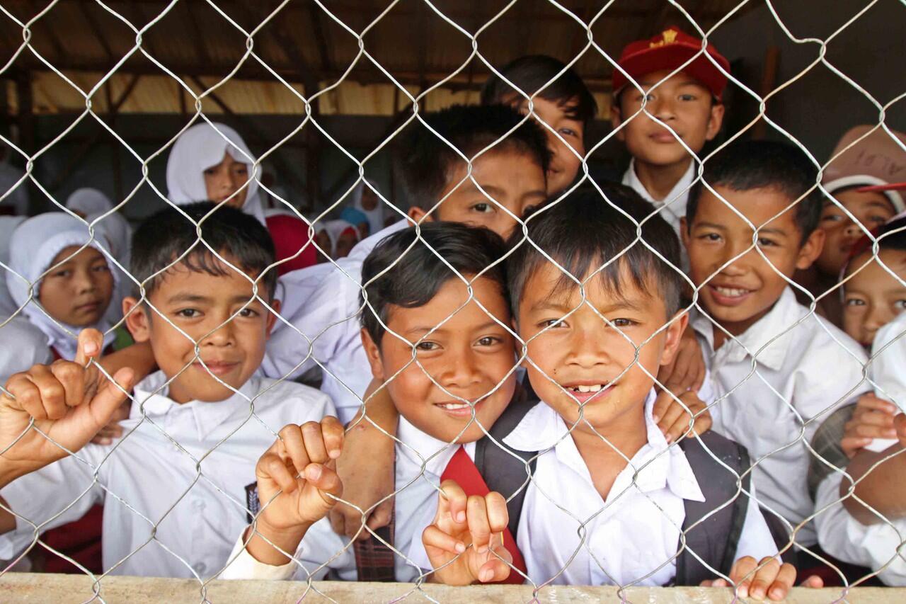 PERJUANGAN MENUJU SEKOLAH PEDALAMAN CIANJUR SELATAN (1000 GURU)
