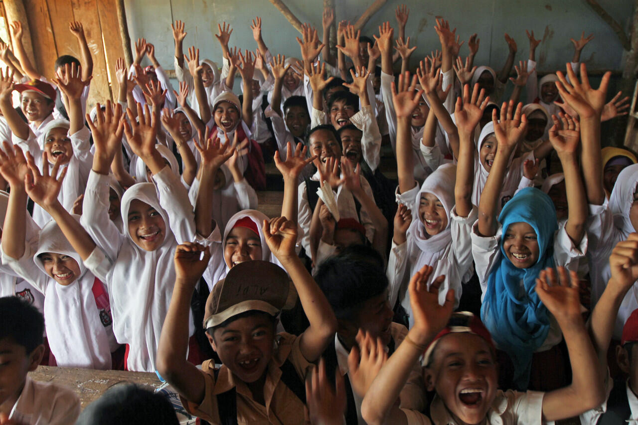 PERJUANGAN MENUJU SEKOLAH PEDALAMAN CIANJUR SELATAN (1000 GURU)