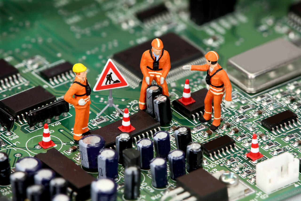 Mengaplikasikan Software Service untuk Usaha Jasa Service