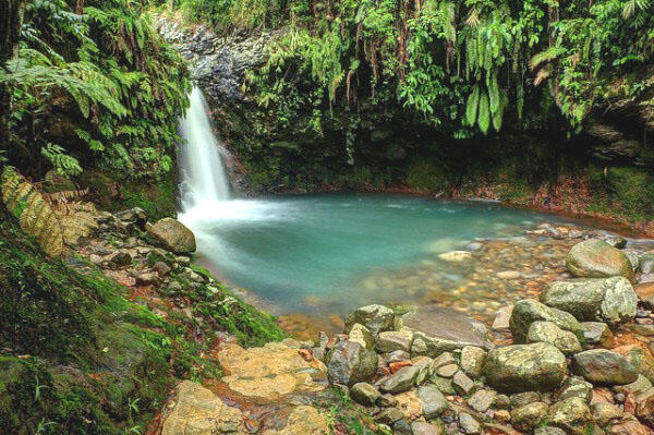 15 Curug (air terjun) Di Bogor dan sekitarnya