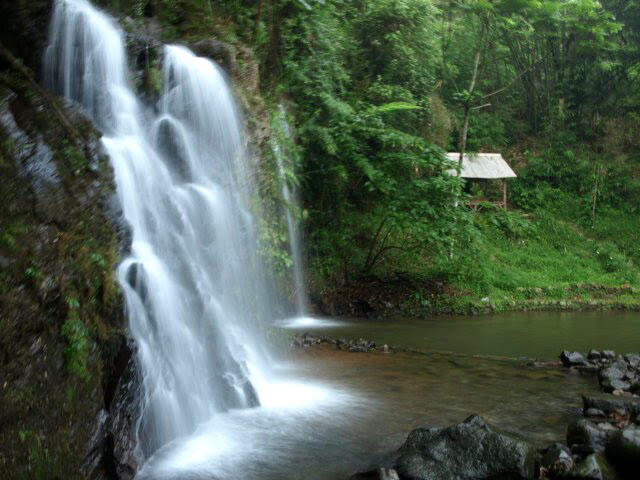 15 Curug (air terjun) Di Bogor dan sekitarnya