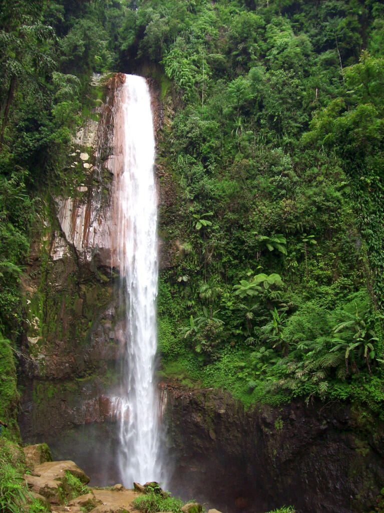 15 Curug (air terjun) Di Bogor dan sekitarnya