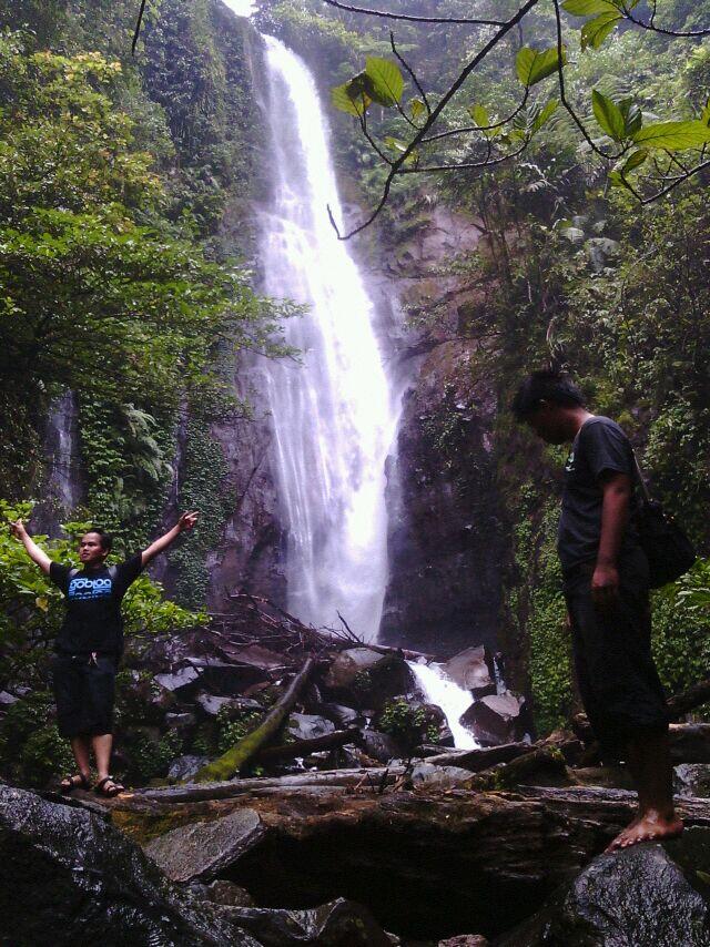 15 Curug (air terjun) Di Bogor dan sekitarnya