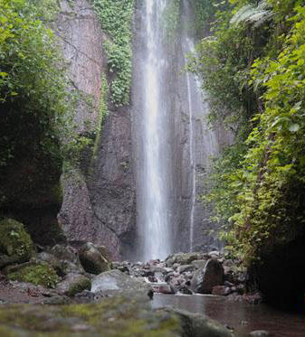 15 Curug (air terjun) Di Bogor dan sekitarnya