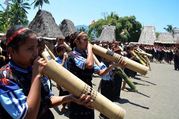 Bombardom, Alat Musik Yang Telah Mencatat Rekor Dunia !