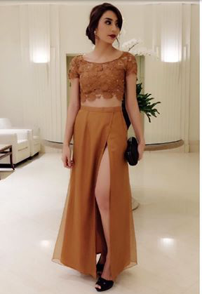 Hot Foto : Tyas Mirasih Pamer Paha Mulusnya
