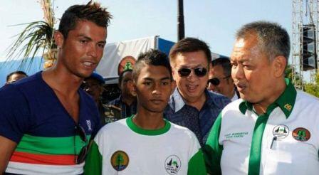 Inilah Alasan Mengapa Banyak Orang Respek Sama CRISTIANO RONALDO