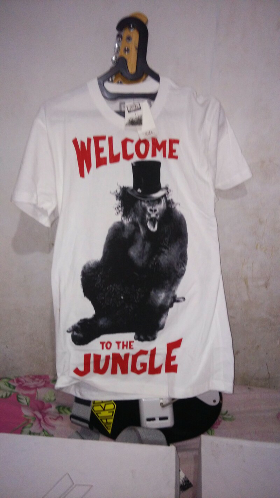 sale macbeth sepatu kaos tees gelang kemeja all original bandung