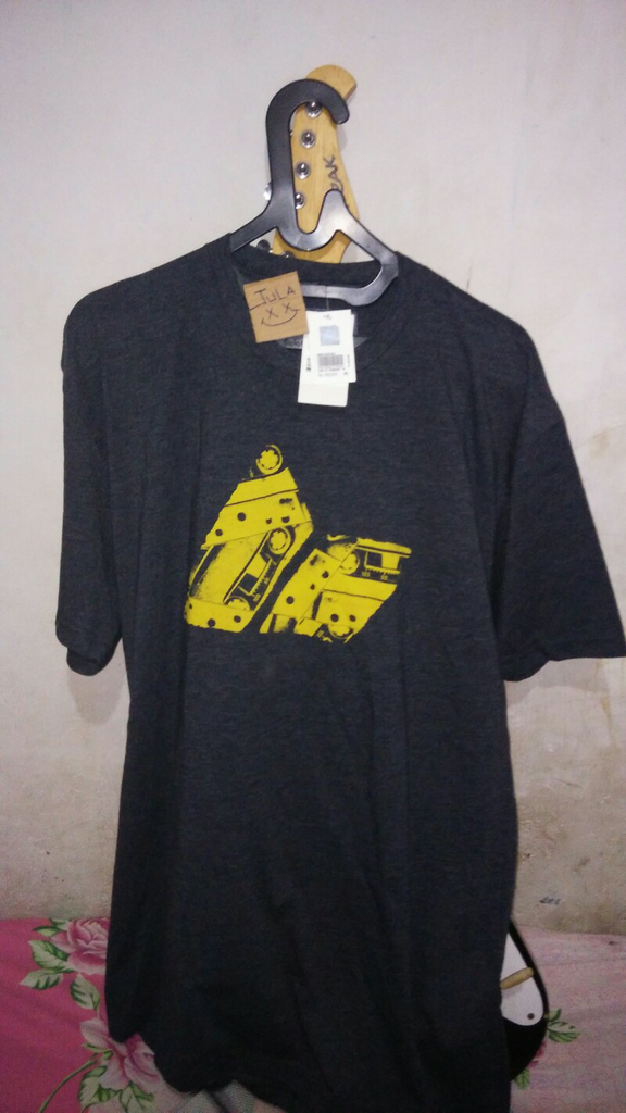sale macbeth sepatu kaos tees gelang kemeja all original bandung