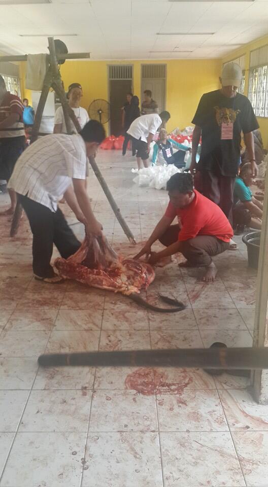 Pegawai Dinsos DKI Rayakan Idul Adha Bersama di Panti