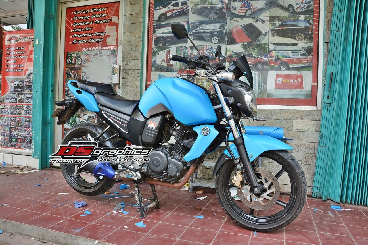 Foto Cutting Sticker  Motor  Cengkareng Modif Sticker 