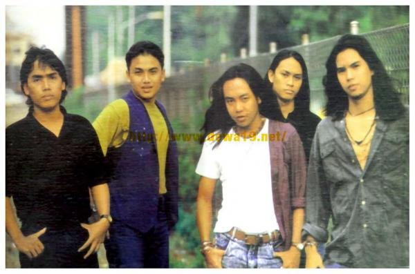 Mungkinkah Ari Lasso Kembali Jadi Vokalis Dewa 19?
