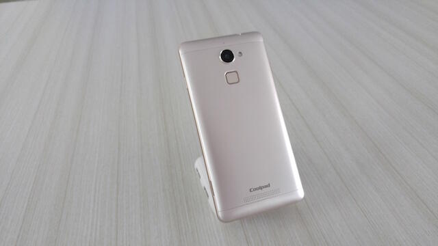 Review: Coolpad Shine desain ponsel kelas atas dengan fingerprint 360 derajat