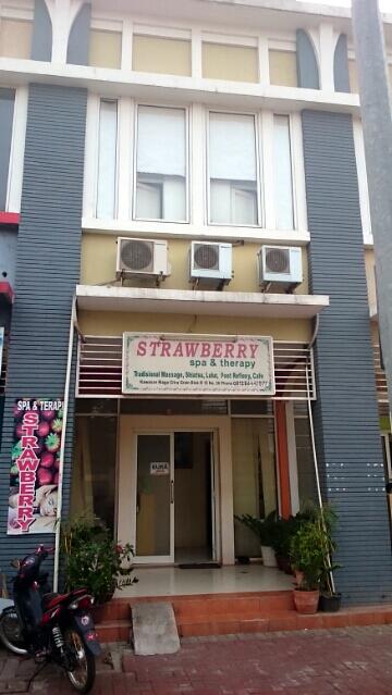 STRAWBERRY SPA & TERAPI CIBUBUR