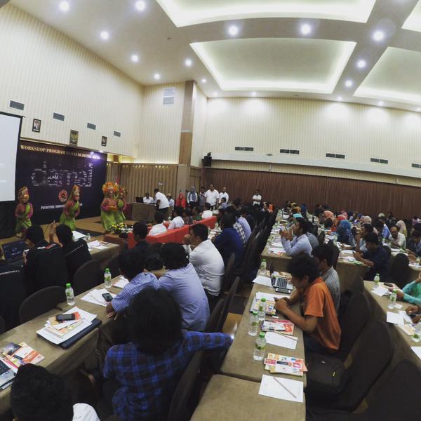 &#91;FR&#93; Workshop Damai di Dunia Maya Aceh