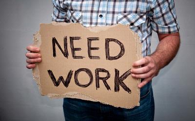 AGAN MASIH BERTAHAN DI KANTOR SEKARANG? DARI 8 POIN INI, YANG MANA ALASAN AGAN? 
