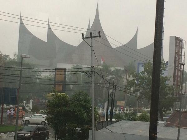 KABUT ASAP DI SUMATERA BARAT