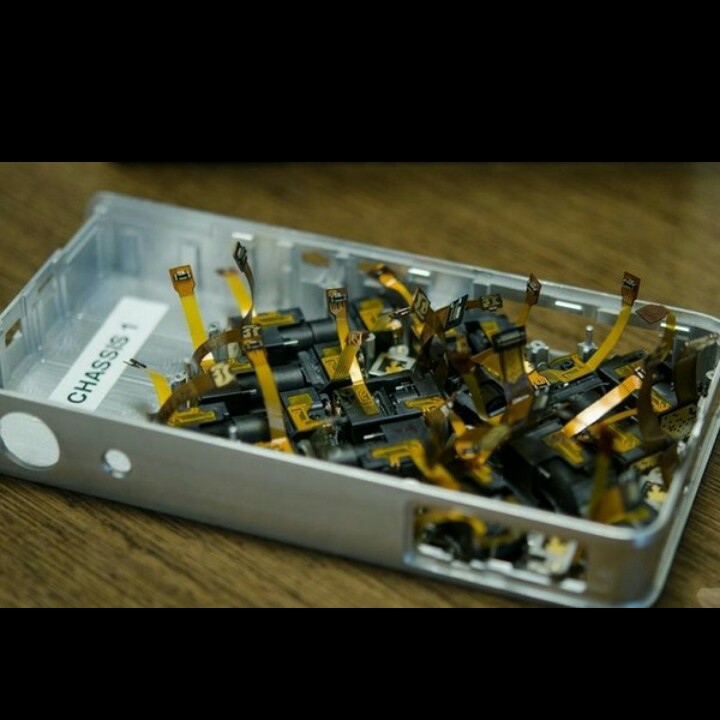 Canggih!!! kamera saku dengan 16 sensor kamera didalamnya