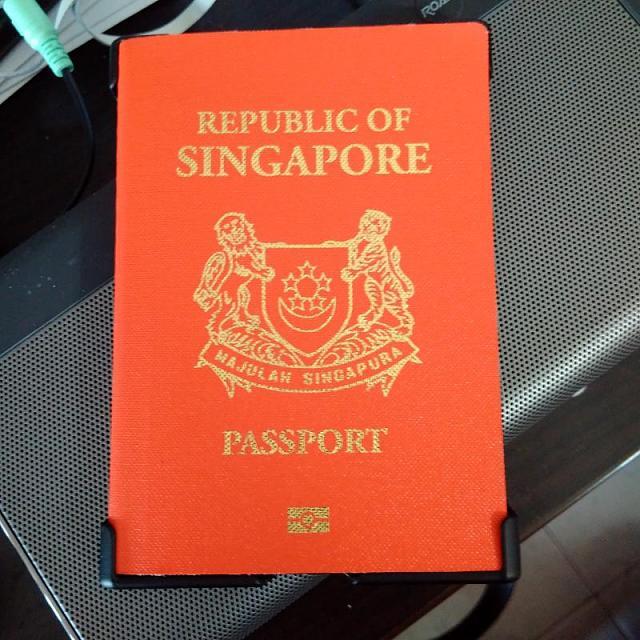 Rupa-rupa wajah passport Indonesia vs dunia