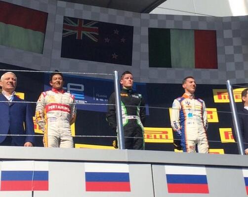 Rio Haryanto Juara 2 Di Race2 GP2 Sochi Rusia 11-10-2015