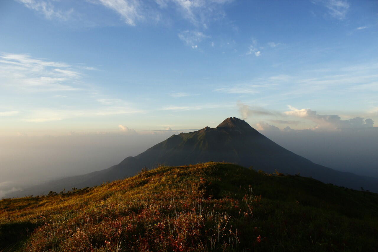 SHARE FOTO GUNUNG ADUHAI