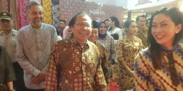 5 Kepretan Menko Rizal hantam menteri ESDM dan Freeport