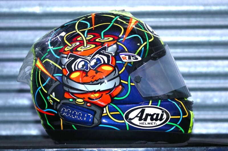 &#91;UNIK&#93; HELM ARAI TIDAK MEMBAYAR PARA PEMBALAP DUNIA UNTUK MEMAKAI HELM MEREKA