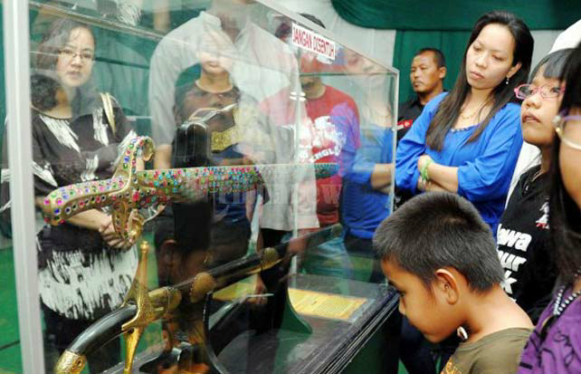 Pedang Nabi Muhammad SAW Hadir di IBF