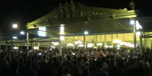 Malam Satu Suro, Ribuan Warga di Solo Rebutan Air Jamasan Pusaka !!