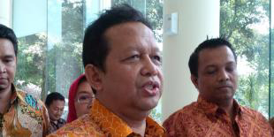 Soetrisno Bachir Memuji Kinerja Setahun Jokowi-JK