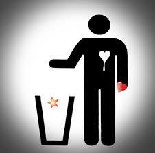 Putus Cinta Memang Menyakitkan, Kamu Bisa Pake Cara ini Buat Ngeredam Sakitnya