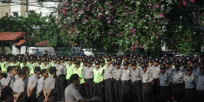 LEBIH BAIK PERTANDINGAN SEPAK BOLA JANGAN DI GBK CUMA BIKIN RUSUH + MACET!!!