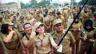 Mengapa Gadis Cantik Banyak Dicari Netizen?