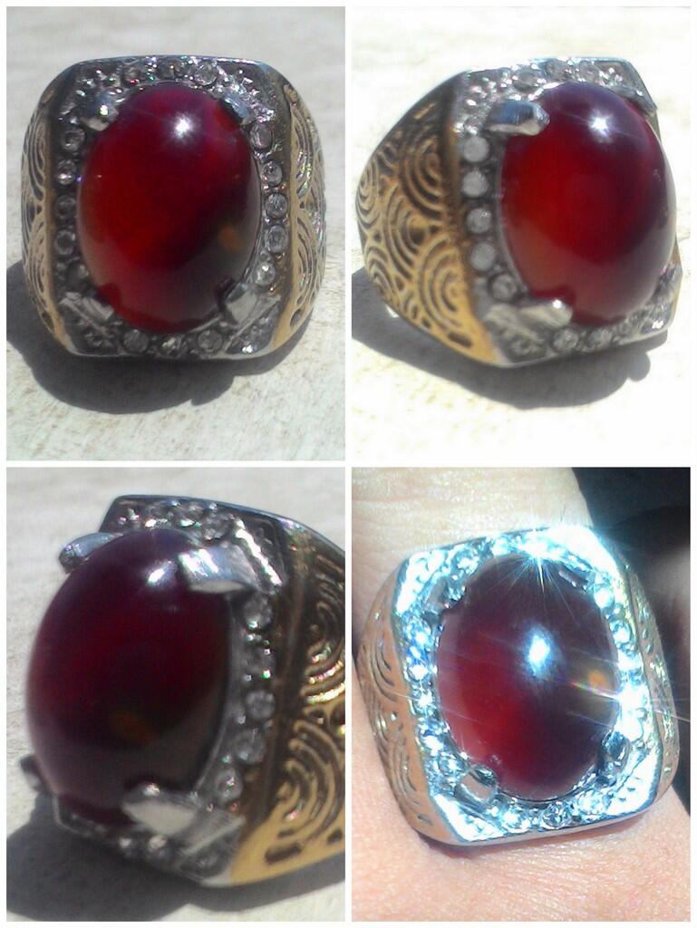 LELANG BATU NASDUKPAGI: CUMA SEHARIAN, BACAN, RED BARON, GIOK, YAMAN, SAPHIRE