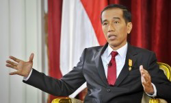 Jokowi : AyoO, Nonton Final Piala Presiden !!