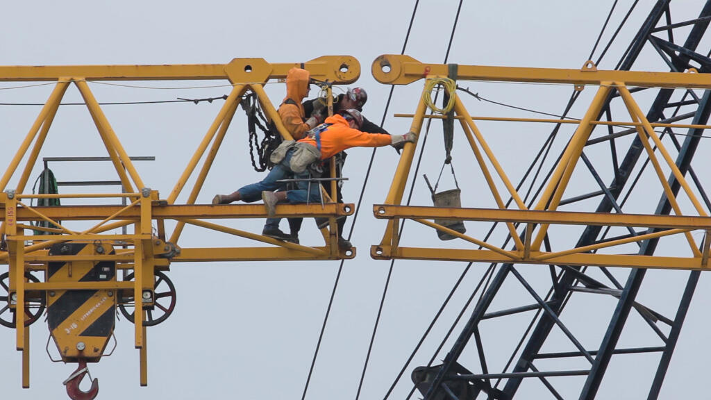 Tower Crane, Jantungnya sebuah Konstruksi Bangunan.!!! (dibaca ya gan)