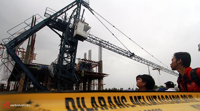 Tower Crane, Jantungnya sebuah Konstruksi Bangunan.!!! (dibaca ya gan)
