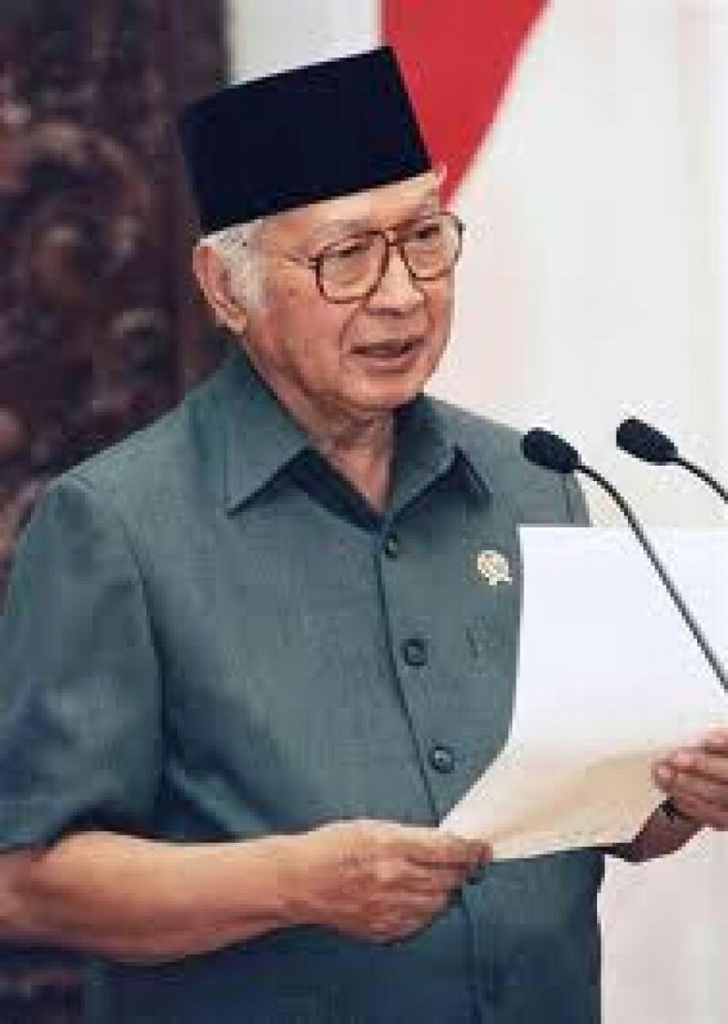 Ini Dia Kunci Sukses Soeharto Memimpin Indonesia !!